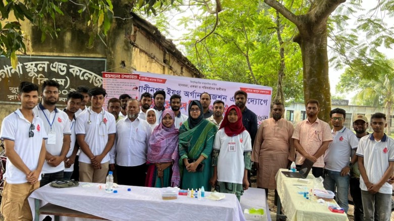 রাণীনগর ইয়ুথ অর্গানাইজেশনের ফ্রি স্বাস্থ্যসেবা ক্যাম্প